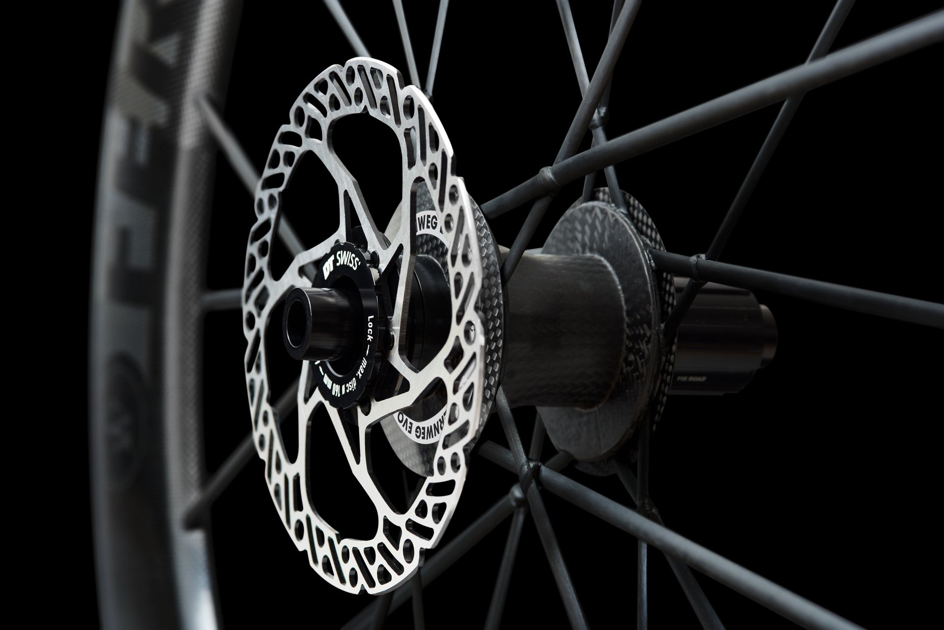Lightweight FERNWEG 85 EVO Disc Wheelset